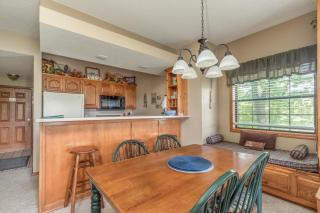 2BR Village At Indian Point 905 near SDC-Free Tickets Daily up to $500 - Branson - 7