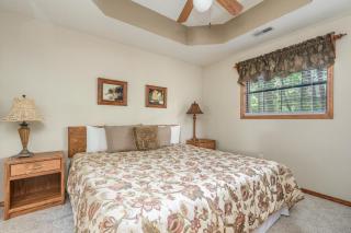 2BR Village At Indian Point 905 near SDC-Free Tickets Daily up to $500 - Branson - 2