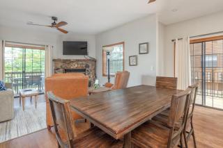 2BR Village At Indian Point 1104 near SDC - Free Tickets Daily up to $500 - Branson - 6