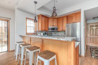 2BR Village At Indian Point 1104 near SDC - Free Tickets Daily up to $500 - Branson - 9