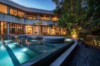 Stunning 7 BR Balinese Villa CYN - Ubud - 0