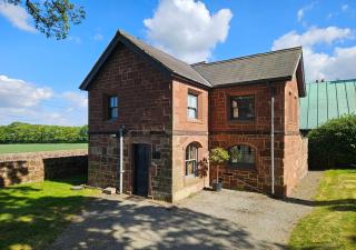 Thornton Manor - Holiday Cottages and Apartments - Heswall - 1
