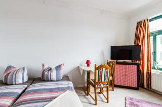 Gemütliches Zuhause 2-Zimmer-Ferienwohnung mit Geschirrspüler & Balkon für bis zu 4 Personen - Leipzig - 8