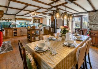 Crooked Barn - Northcott - 6