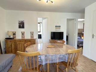 Petit pavillon pour 8 personnes dans une résidence avec piscine - 8