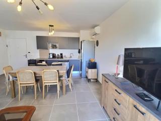 Appartement spacieux et moderne dans résidence Vias - Vias - 0