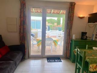 Petit pavillon 4 personnes dans résidence avec piscine - 6
