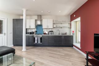 Central comfort and explore nearby cafes - Aberdeen - 9
