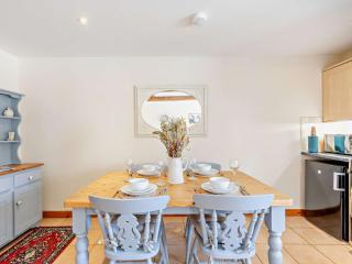 2 Bed in Ludlow 96046 - - 8