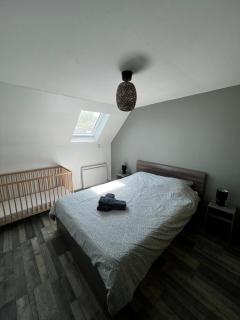 Quiet house - - 4