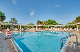 2 Mi to Lake Sumter Landing Spacious Golf Retreat - 9