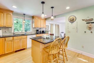Centerville Escape with Pool about 3 Mi to Beach! - Centerville - 4