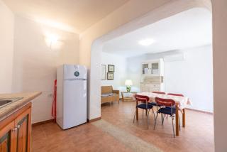 Green Oasis - 2 Min Walk from Cala Girgolu - 4