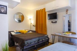 Studio with balcony 50 m from the beach - Sainte-Maxime - 9