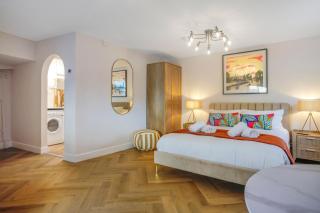Very best location - Large Luxury Studio by river and City Centre - Cambridge - 2