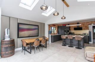 Stylish and Spacious Home - 3