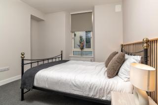 * Ground Floor * The Grove * - Aberdeen - 8