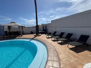 Large Villa with Huge Private Pool & Gym in Maspalomas - San Bartolomé - 4