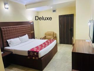 Parris Royal Hotel - Gwarinpa - 1