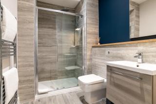 * Ground Floor * The Grove * - Aberdeen - 2