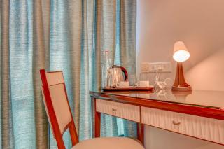 Staywood Suites, Mumbai - Mumbai - 9