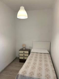 BRAVAHOLIDAYS-420-COLON, 2nd LINE BEACH, WIFI - 2