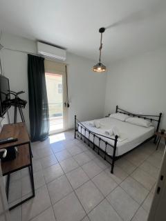 Annabell Houses & Rooms Raches - Paralia Rachon - 7