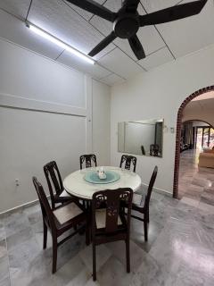 KKB Gathering Home - Private Room in Shared House - Kuala Kubu Baharu - 1