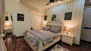 Gold Crest Superior Apartments By Sky Heights Residency In DHA Lahore - Lahore - 2