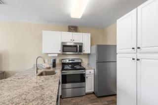 Grand Caribbean 320 - Orange Beach - 8