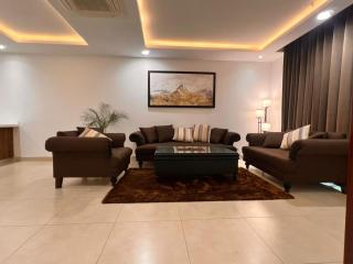 Elite Living at Gold Crest Executive Apartments - DHA Lahore - Lahore - 0