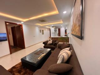 Elite Living at Gold Crest Executive Apartments - DHA Lahore - Lahore - 1