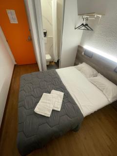 HOTEL THANIA - Frontignan - 2