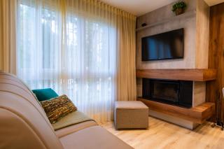 A apenas 300 mts da Rua Coberta, no exclusivo Via Florida - 1