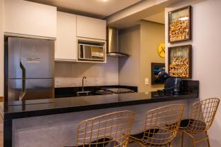 A apenas 300 mts da Rua Coberta, no exclusivo Via Florida - 3