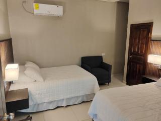 Hotel Colonial - - 5