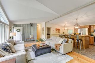 Walk to River Loudonville Retreat with Hot Tub! - Loudonville - 7