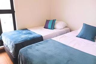 Brand New, 3blocks from Walled C, Stunning Views - 3