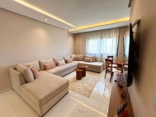 Modern Haven - Balcony & Beach access - 5