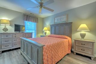 Cozy Condo for 6 with Pool Tennis & Beach Access - 9