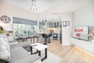 Elegant 2BR Apartment in Prime JLT - Dubai - 0