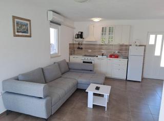 Nane Garden house with heated pool - Mirce - 6