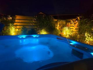 De Poort van Zeeland aan het water met jacuzzi - 0