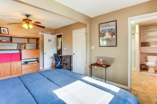 Walk to Watson Lake Home with Hot Tub and Fire Pit! - Prescott - 2