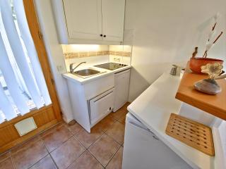 La Pinède - Small 2 bedroom sea view - with swimming pool - Le Lavandou - 2