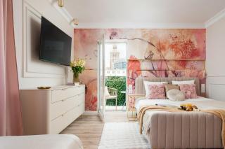 Prestige Central Suite with a living room, air conditiong, balcony & the view on Palace - Varsóvia - 0