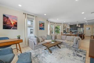 Downtown Salem Gem 3BR, Patio & Easy Parking - Salem - 5