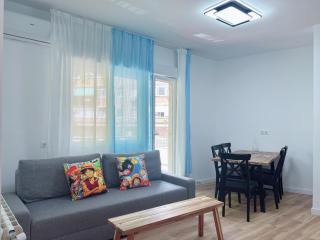 Habitación individual cómoda y luminosa con cama grande - Alcobendas - 0