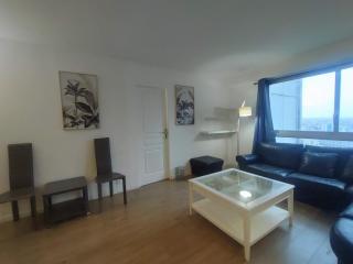 4 bedrooms, La Défense, 5 min walk to metro - Courbevoie - 9