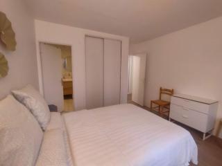 4 bedrooms, La Défense, 5 min walk to metro - Courbevoie - 8